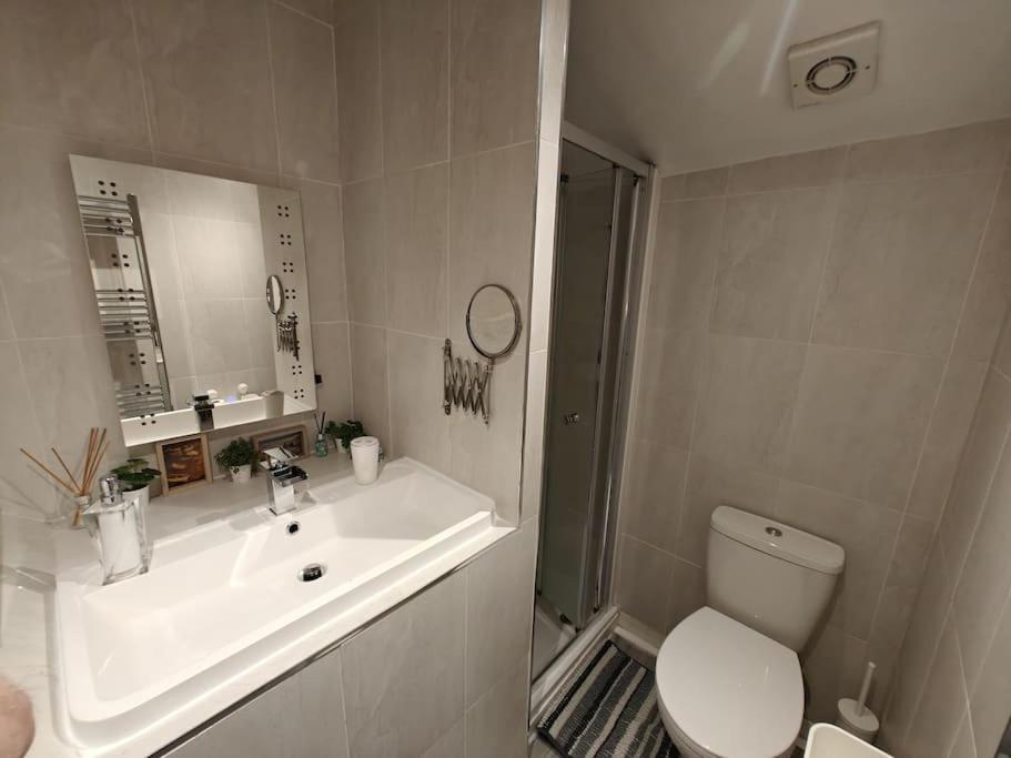Welsh Miners Cottage Four Bedroom House Treherbert Екстер'єр фото